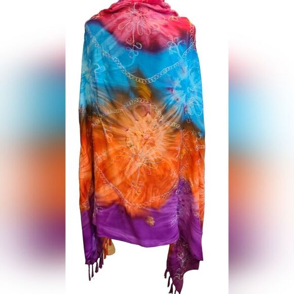 Hand-Made Wrap or Shawl Embroidered Sequined Tie-Dyed Fringe  45" x 65" - Picture 10 of 15